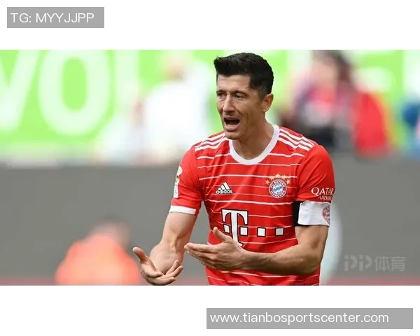 费内巴切为莱万提供一年半合同莱万希望获得两年半合同的愿望未能实现 费内巴切为莱万提供一年半合同莱万希望获得两年半合同的愿望未能实现